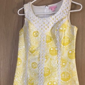 Lilly Pulitzer size 2 yellow and white shift dress